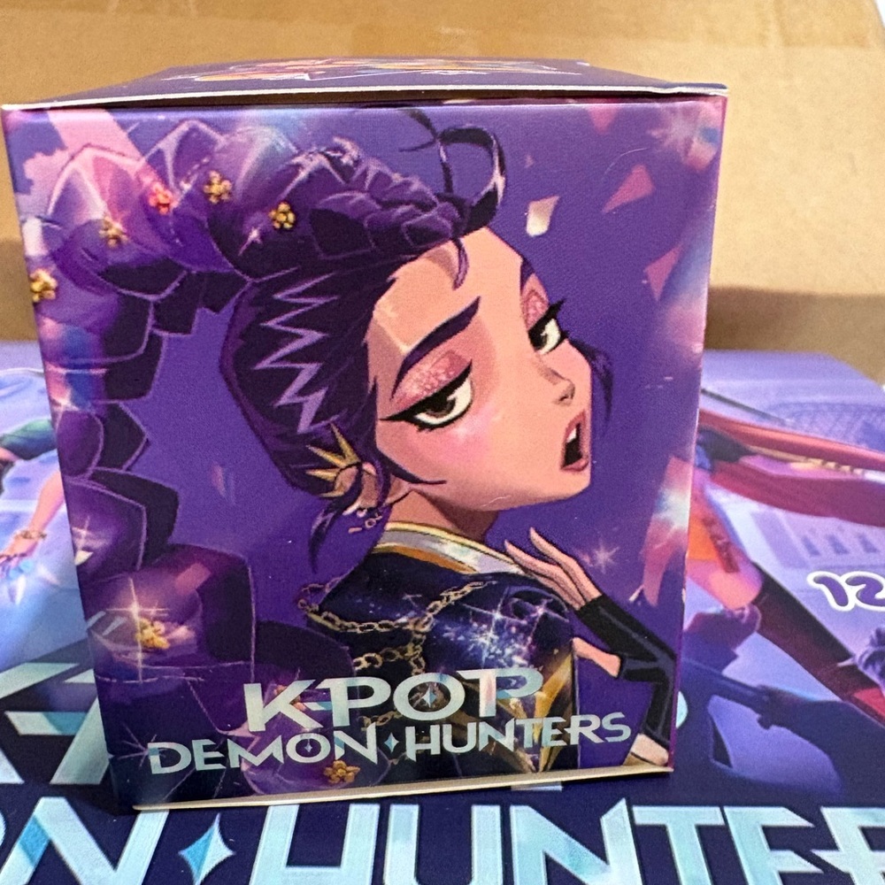 KPOP Demon Hunters Purple Toy